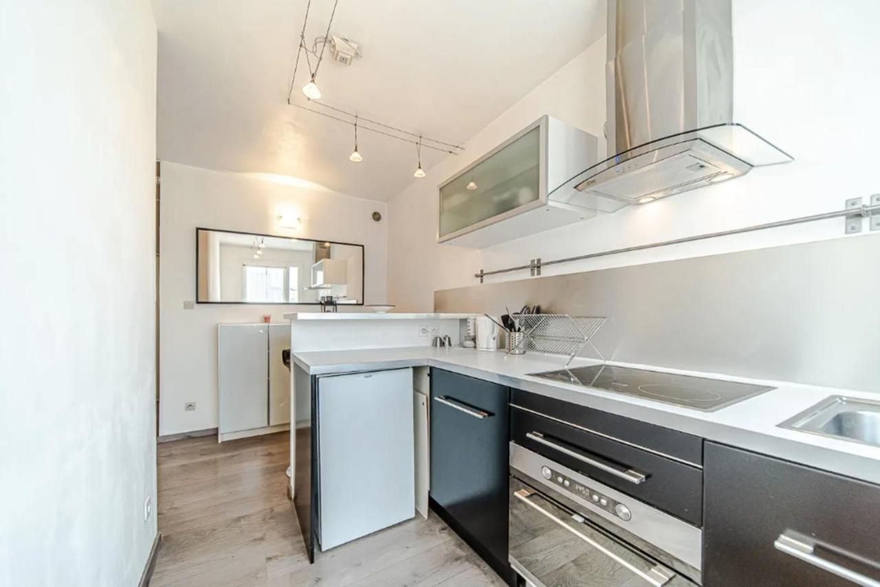 34 M Near La Confluence Apartment *